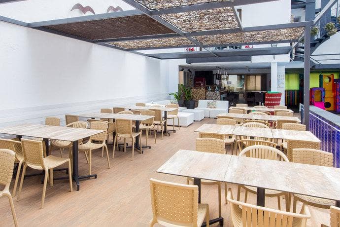 Neptuno Hotel & Apartments