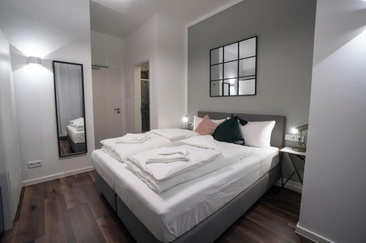 Homely Stay Studio 8 - Relaxed Self-Check-In Room in Munich - 15 Min From Oktoberfest