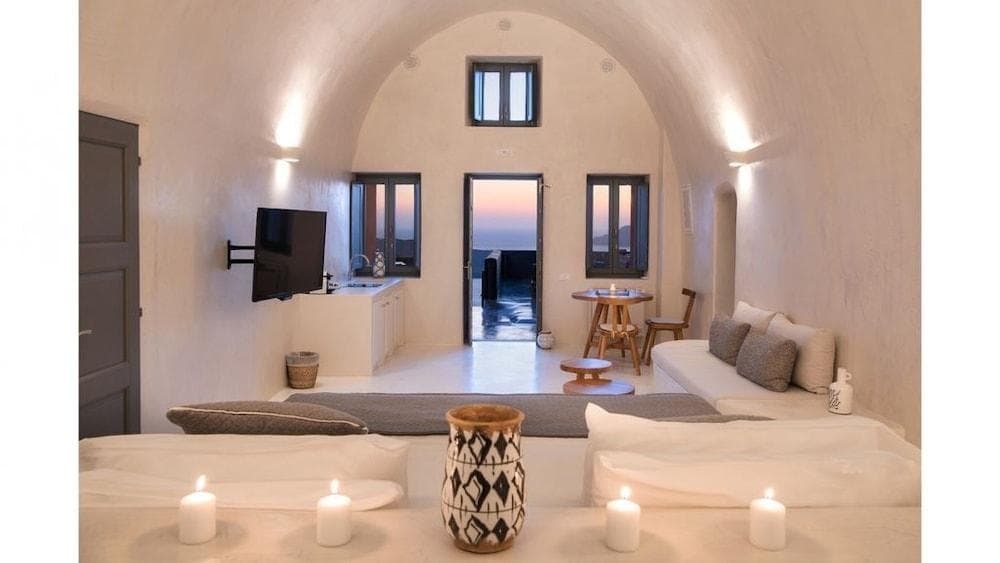 Villa Dusk And Dawn in Fira
