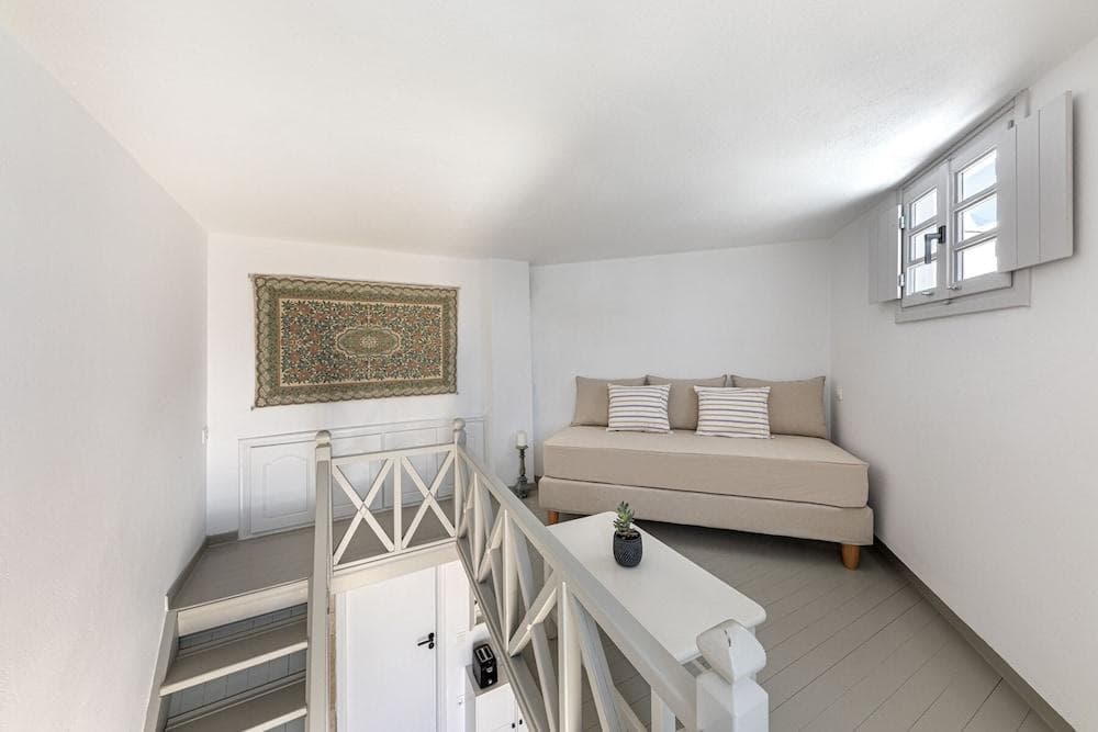 Calderas Hug & Panoramic Sea View Suites