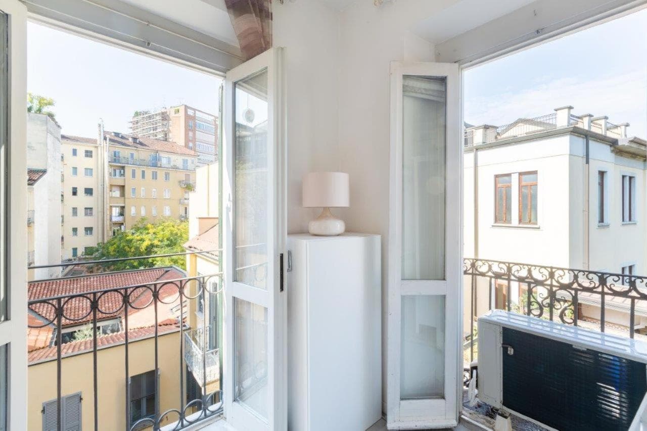Amazing Flat Near Duomo & Colonne di San Lorenzo by Easylife
