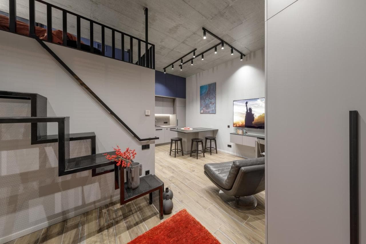 Ivis House Modern Apartment in Vilnius Old Town with Balcony