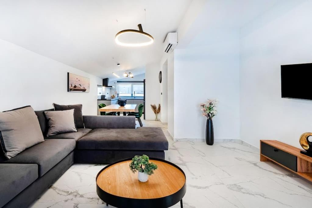 Rhodes Center Luxury Apartments #1