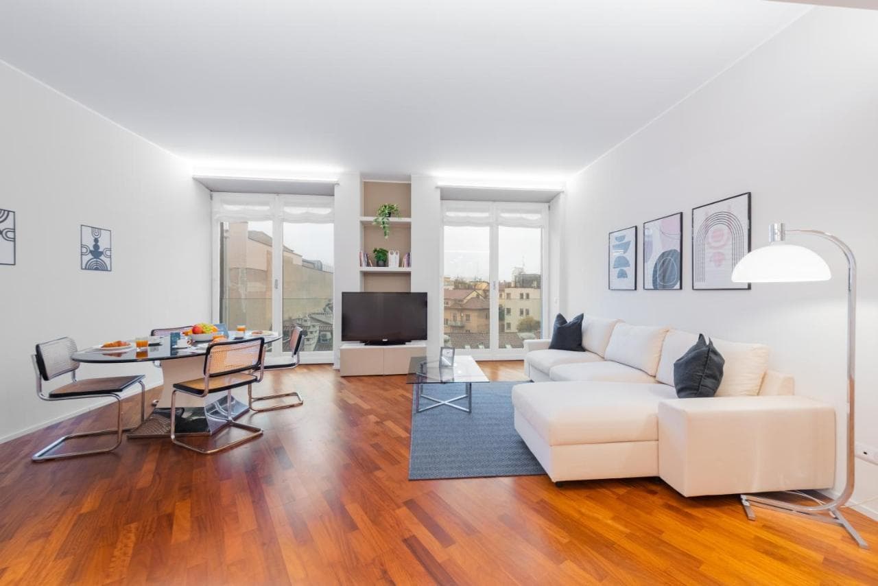 Sweett - Luxury Velasca