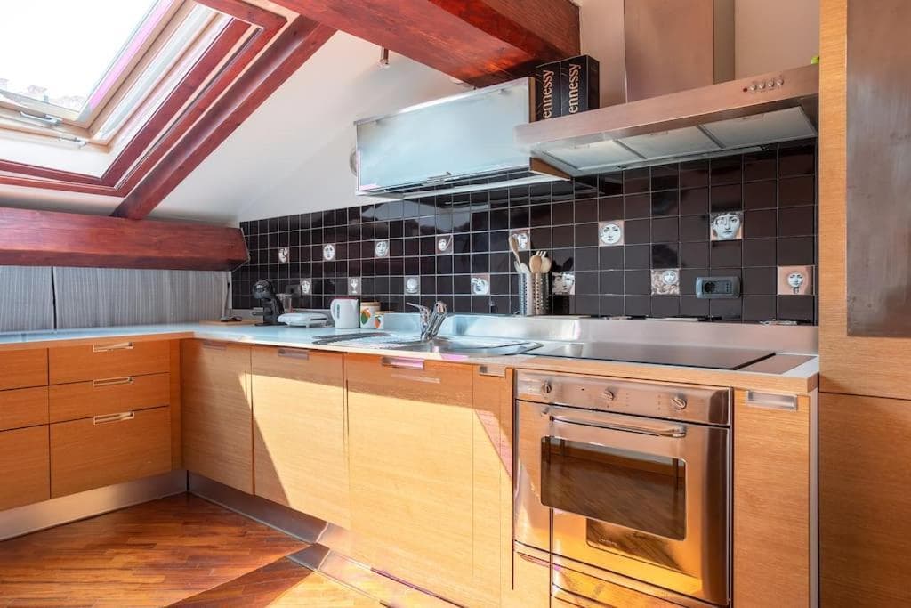 De Amicis' Nest - City Center