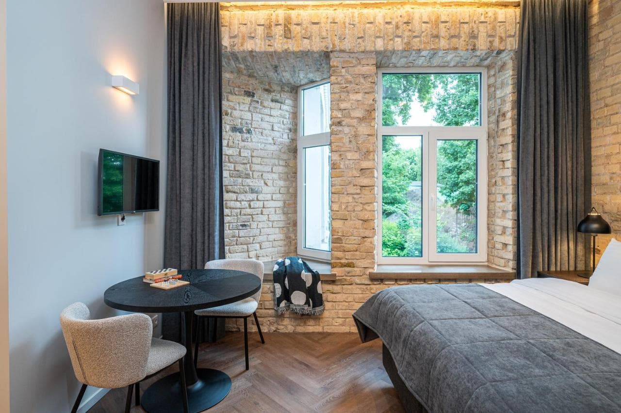 Art Boutique I Old Town Apartments W-Ac I Cohost