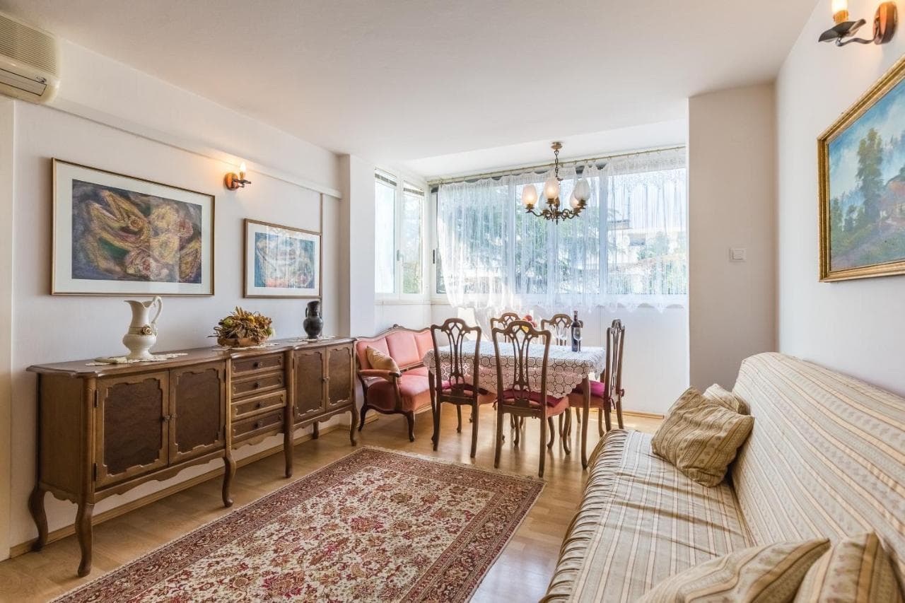 Vemar Apartment - Near the Beach, Private Parking