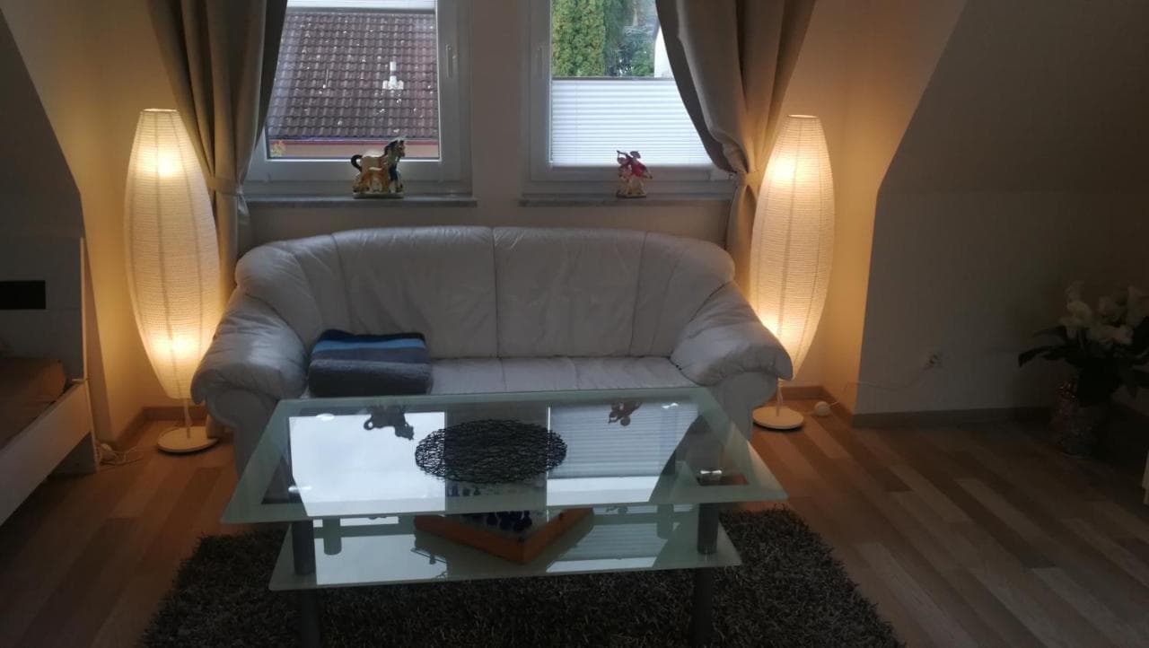 Munchen Waldperlach Ruhig Und Sehr Schone Wohnung (Adults Only)