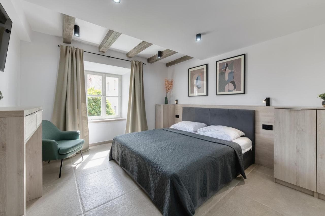 Sounds of Ragusa (Adults Only)