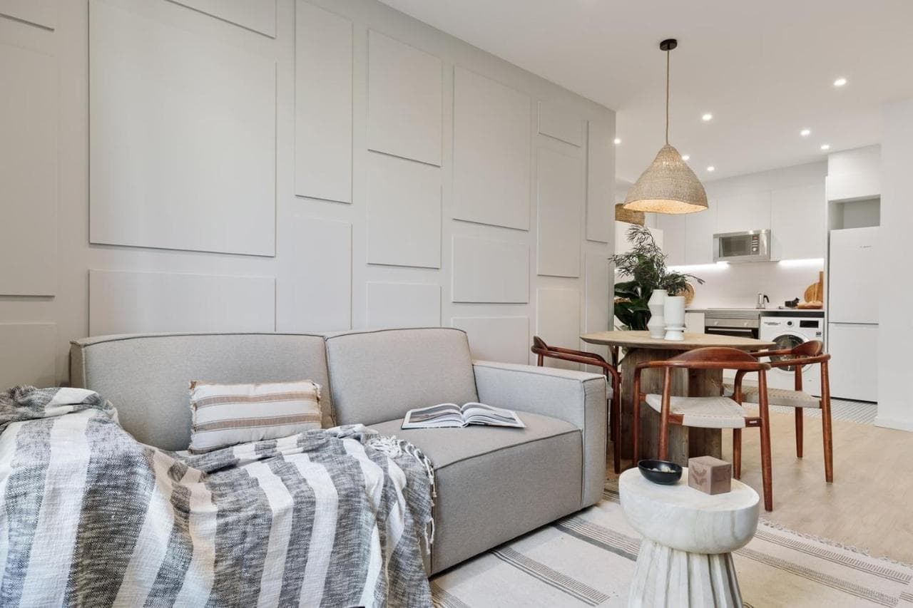 Pompei - 2 Bedrooms, Balcony And Terrace in Ciutat Vella