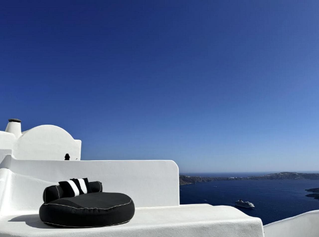 Exquisite Santorini Villa Villa Kamelot 3 Bedrooms Spectacular Aegean Sea Views Private Outdoor Hot Tub Imerovigli