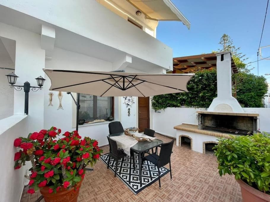 Unique Smaragda's Apartment