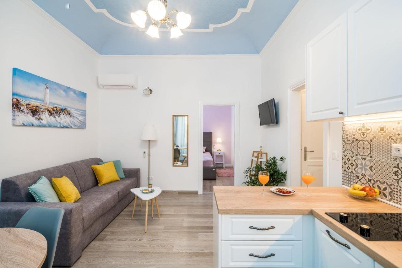 Old Town Top Spot Apartments (Adults Only)