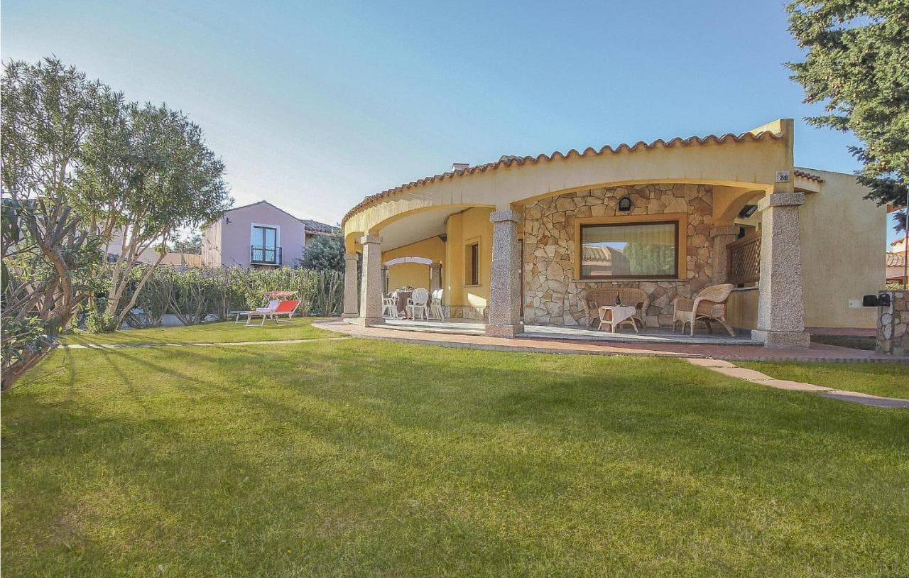 2 Bedroom Beautiful Home in Ca-