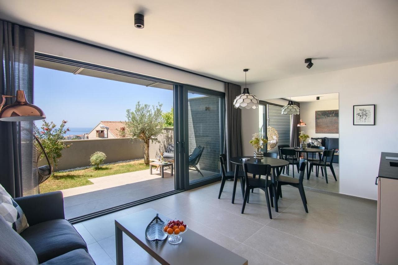 Grey Nest by Duhomes