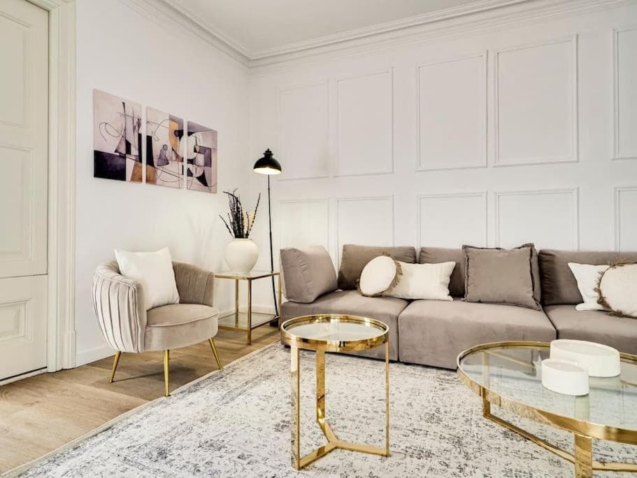 Casa Modernista En Paseo de Gracia