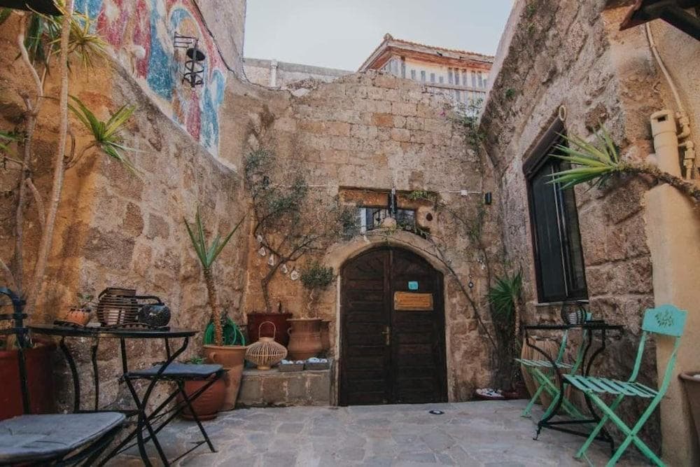 Saint Michel Apartments