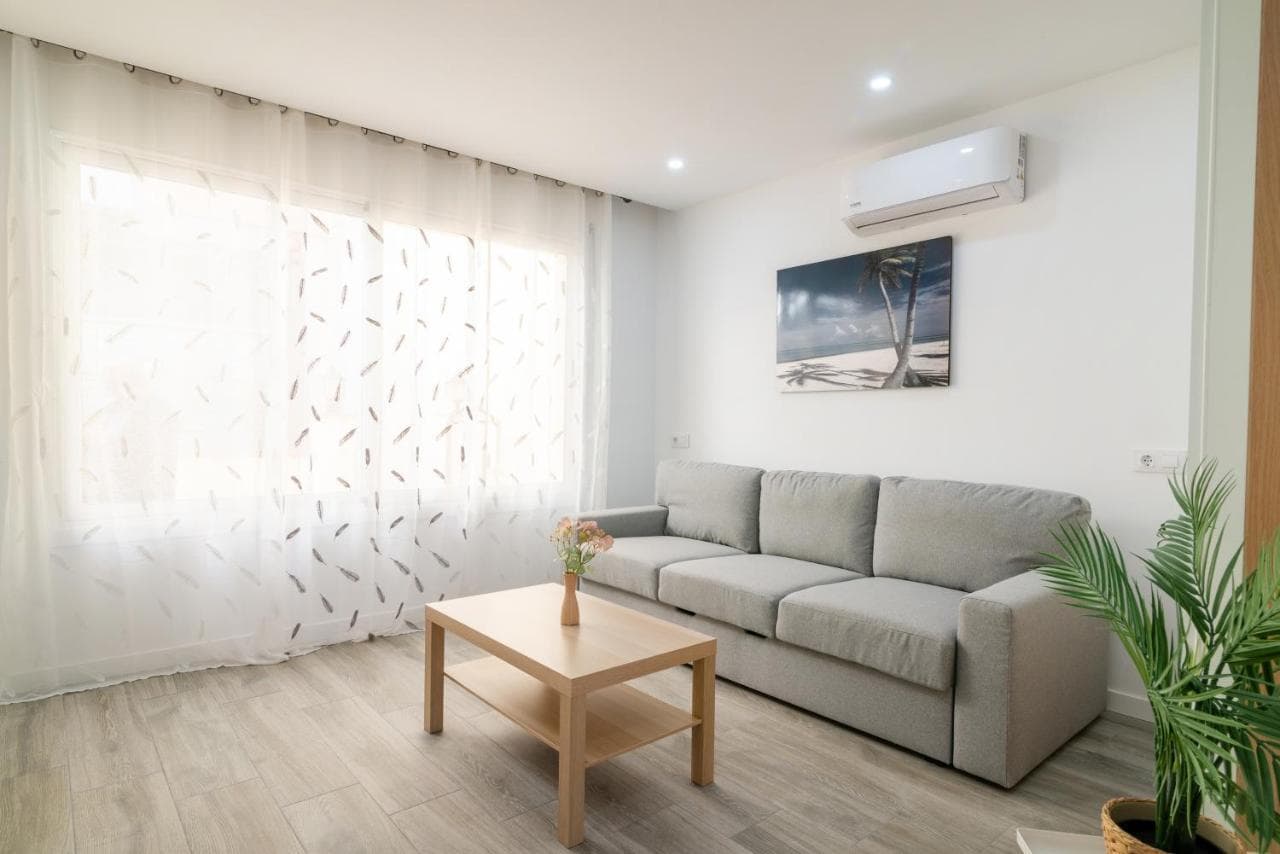 Salatan Apartments, Plaza Paris