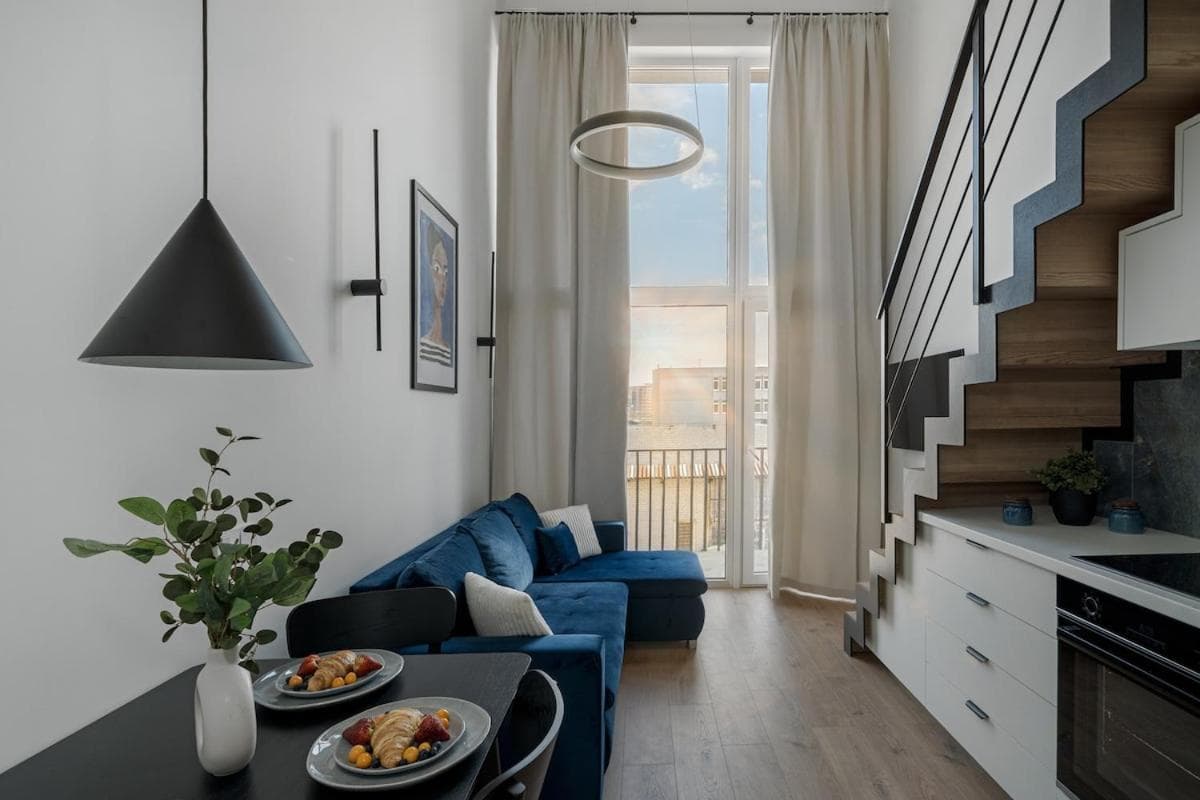 Loft 60 with Free Parking