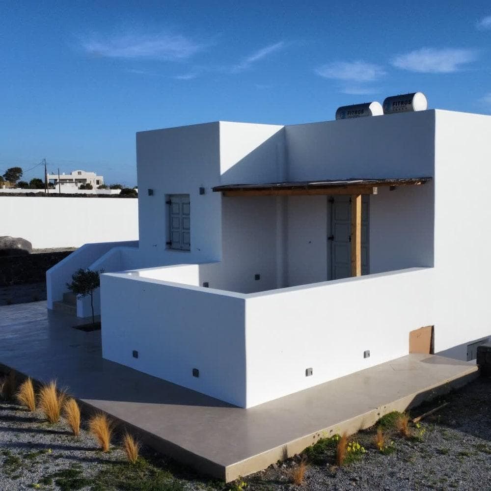 Assyr a - Santorini Cozy Retreat