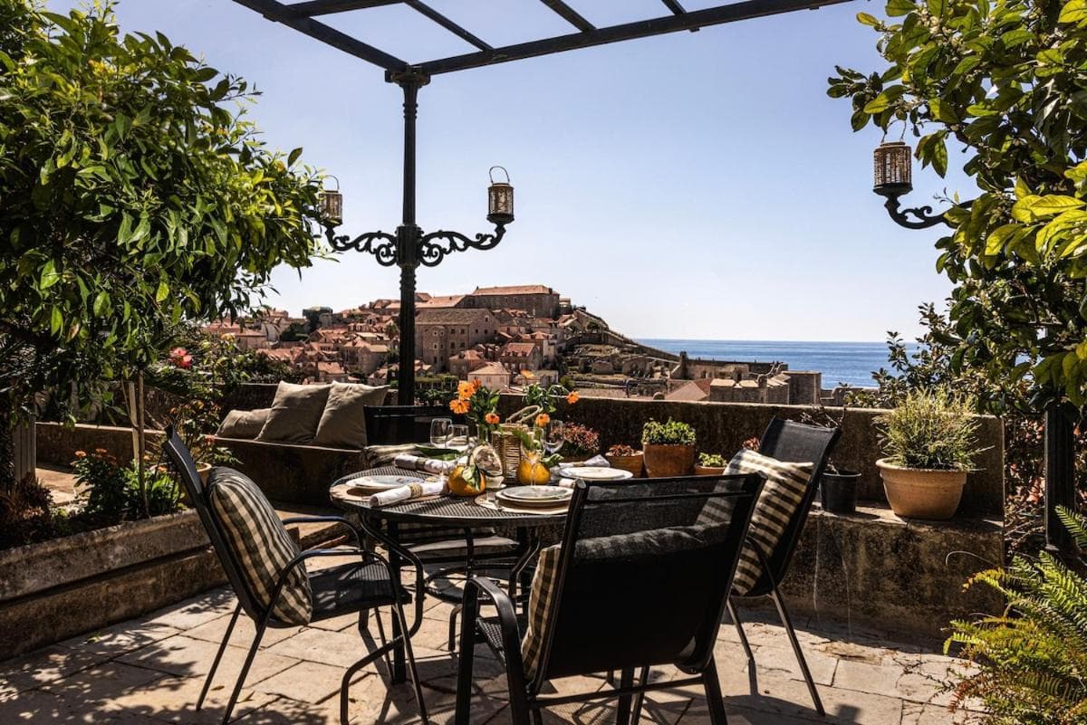 Ivo's Garden Prostran Stan U Blizini Starog Grada