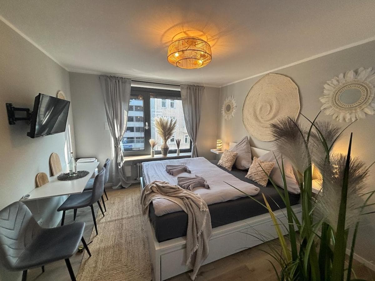 Bohemian Chic Selfie Suite - Munich Central Station