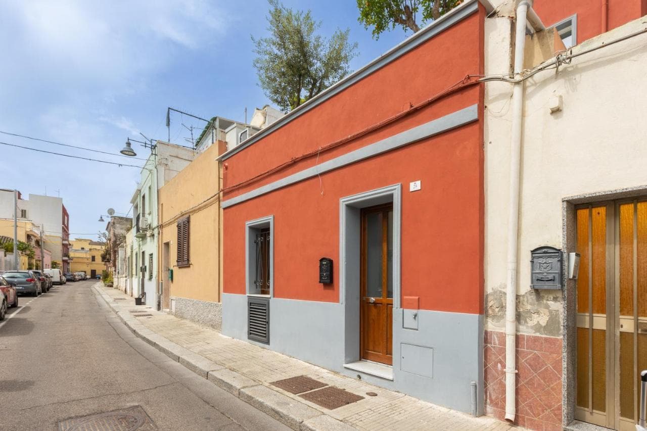 Guesthost - San Mauro