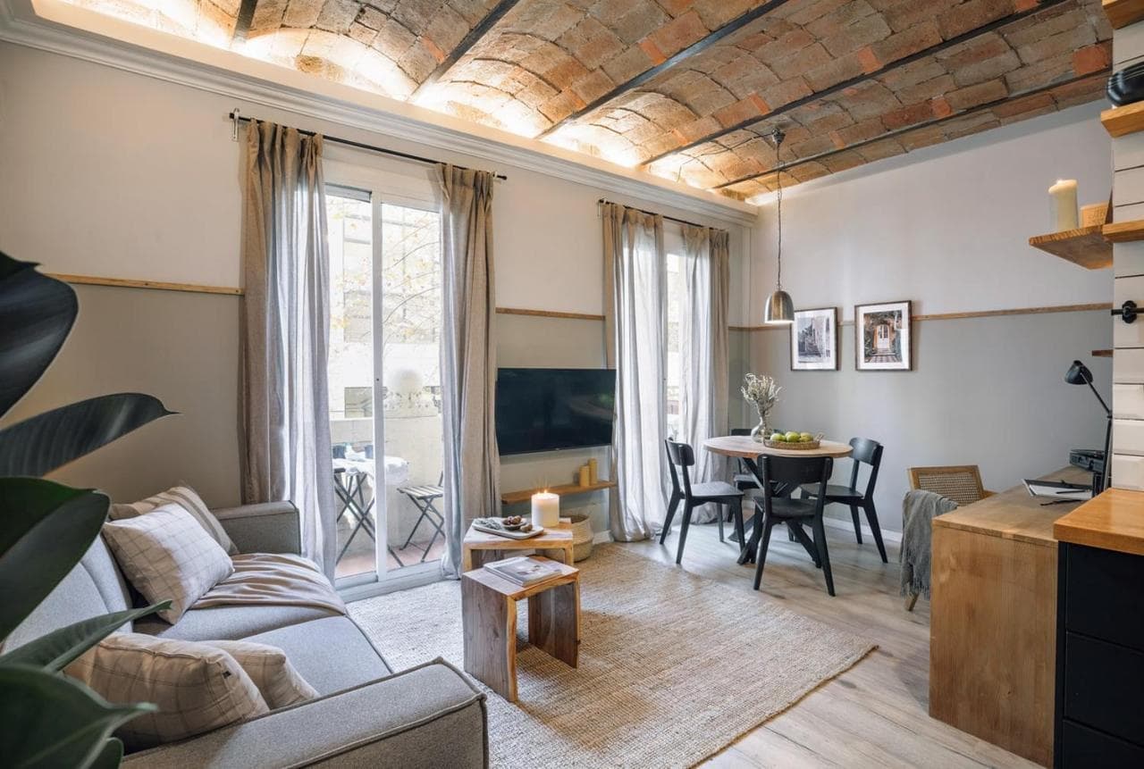 Senes - 2 Bedrooms in Eixample Esquerra