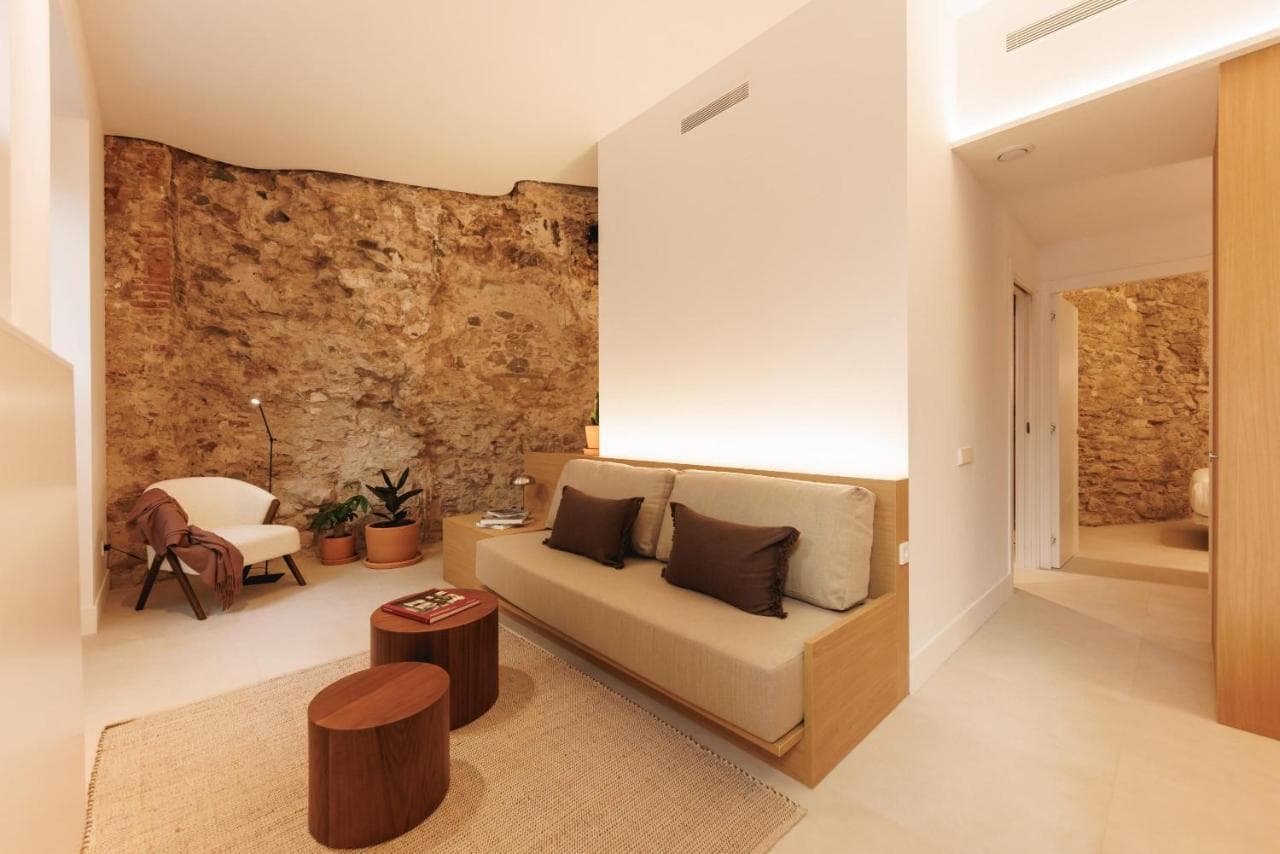 Bravissimo Vivaldi 3c, Monthly Apartment
