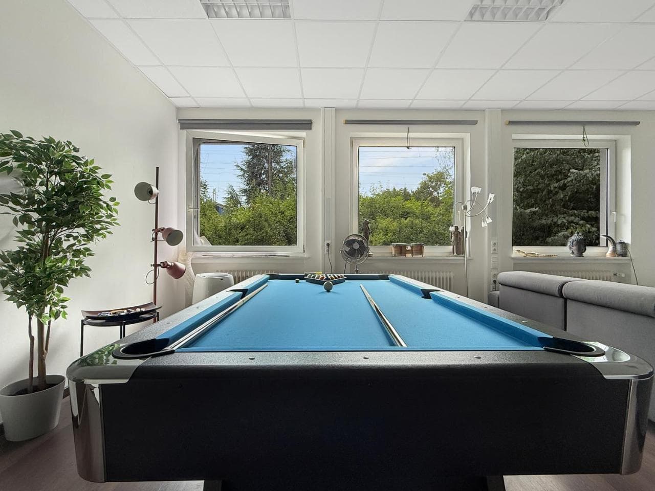 Gruppen Oase Munchen Kino, Billardtisch & 17 Betten