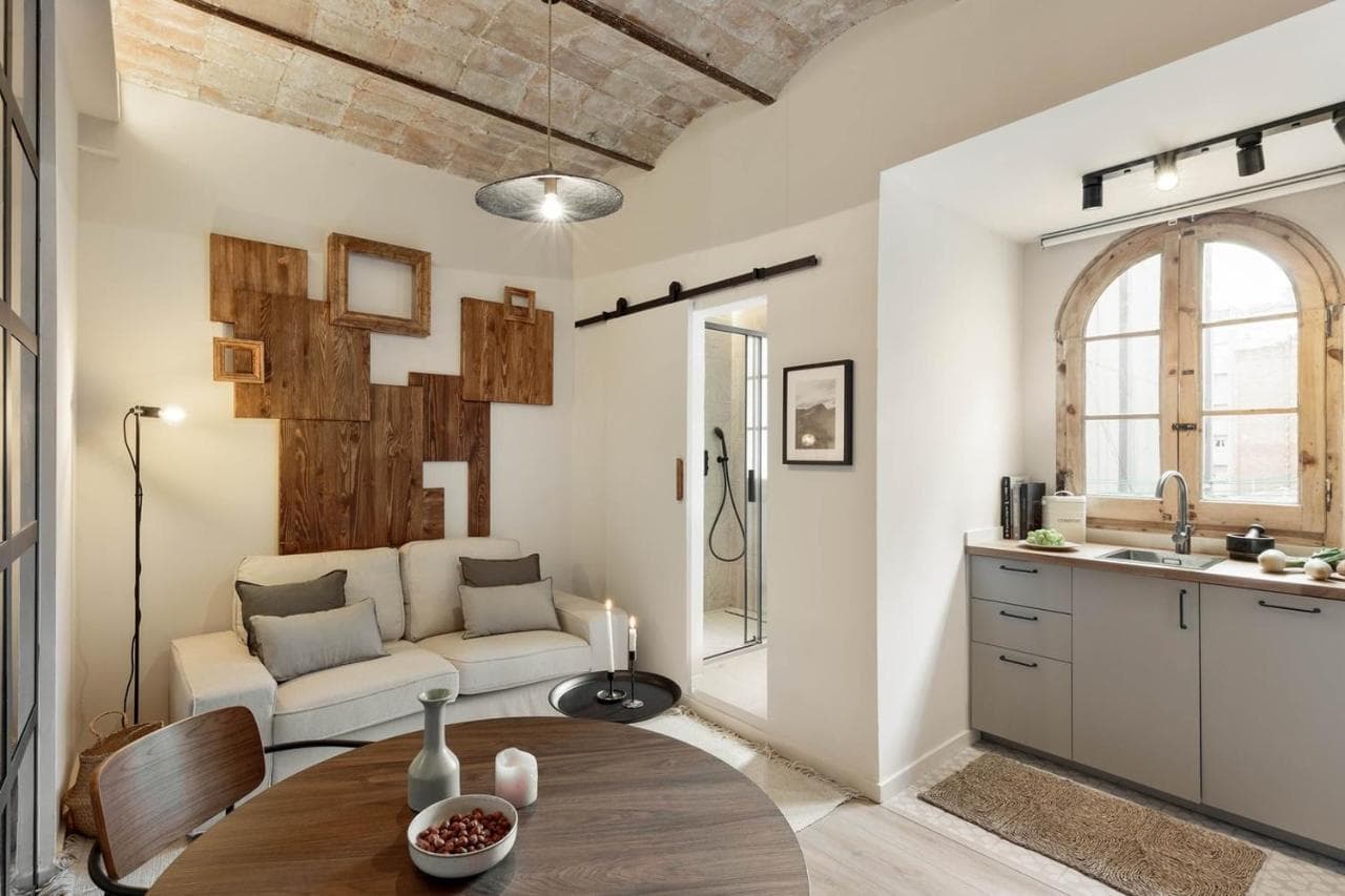 Aleu - 2 Bedrooms And Balcony in Sagrada Familia