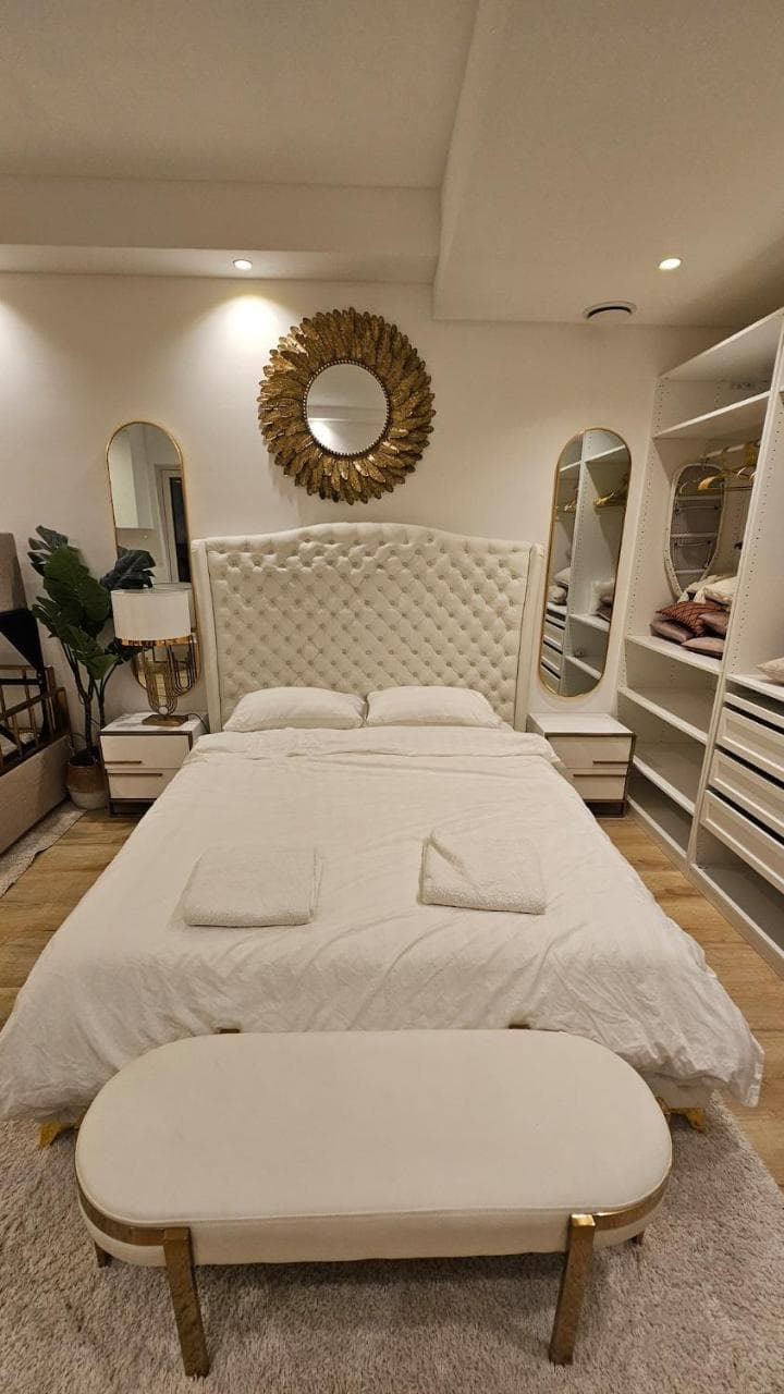 Ug Neubau City Wohnung - Pool, Gym, Sauna, Zweites Bad Extra Buchbar