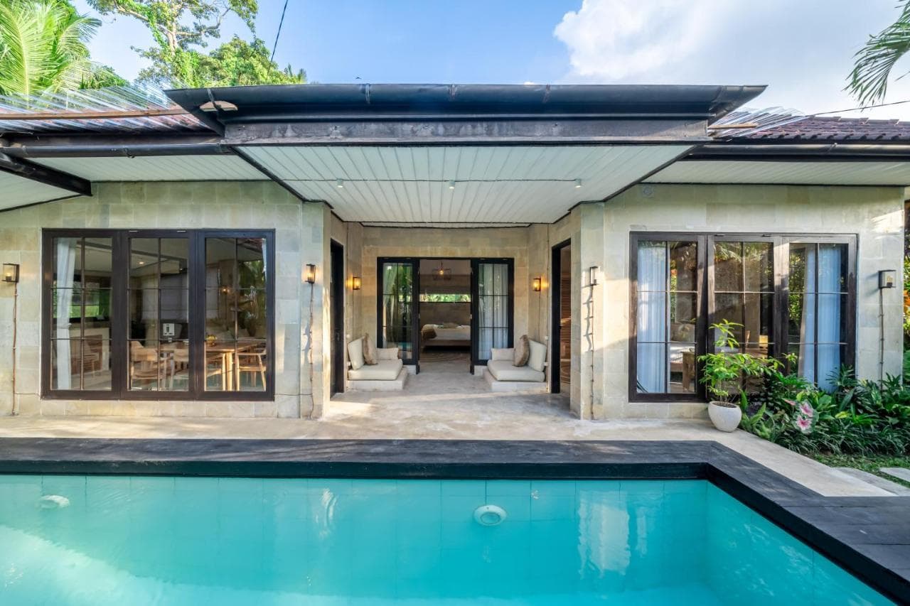Rumah Villa - New Ubud Villa by Evdekimi - Modern Design, Lush Poolside Escape