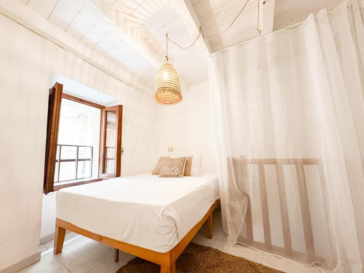 Kalma - Authentic Sardinian Home at the Most Picturesque Street of Old Town