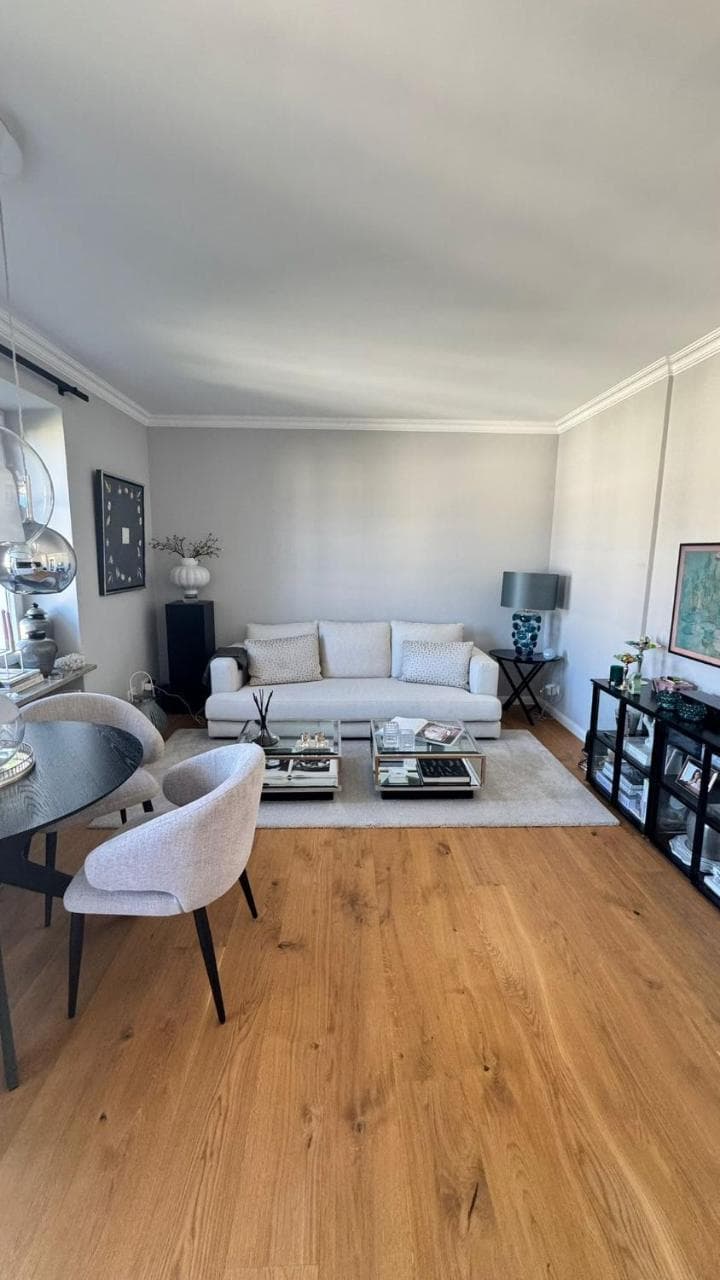 Exklusive 60qm Designerwohnung Im Herzen Von Munchen - 1 Min Zur Maximilianstraße