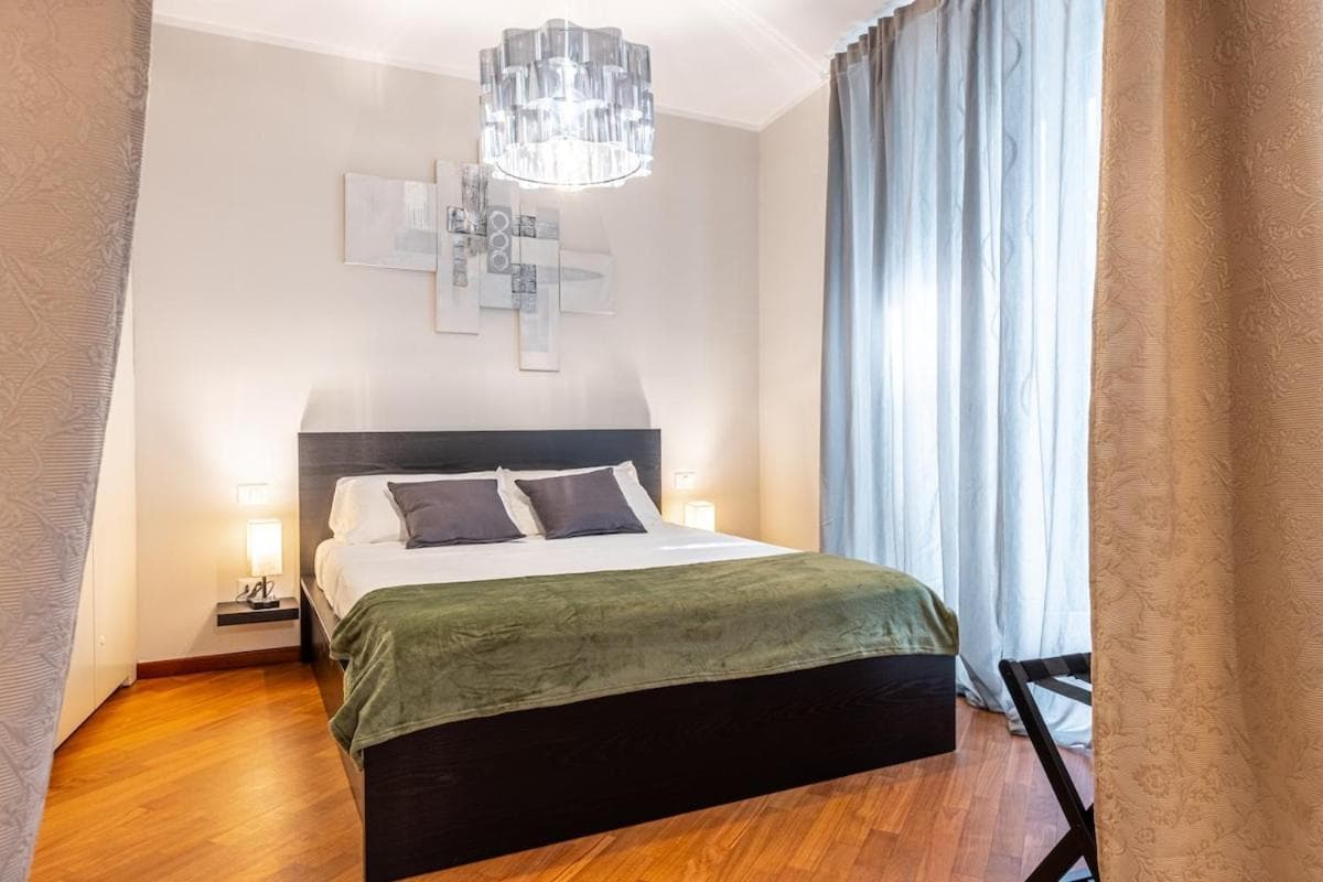 Duomo Delight Suite - 200 Meters From the Duomo