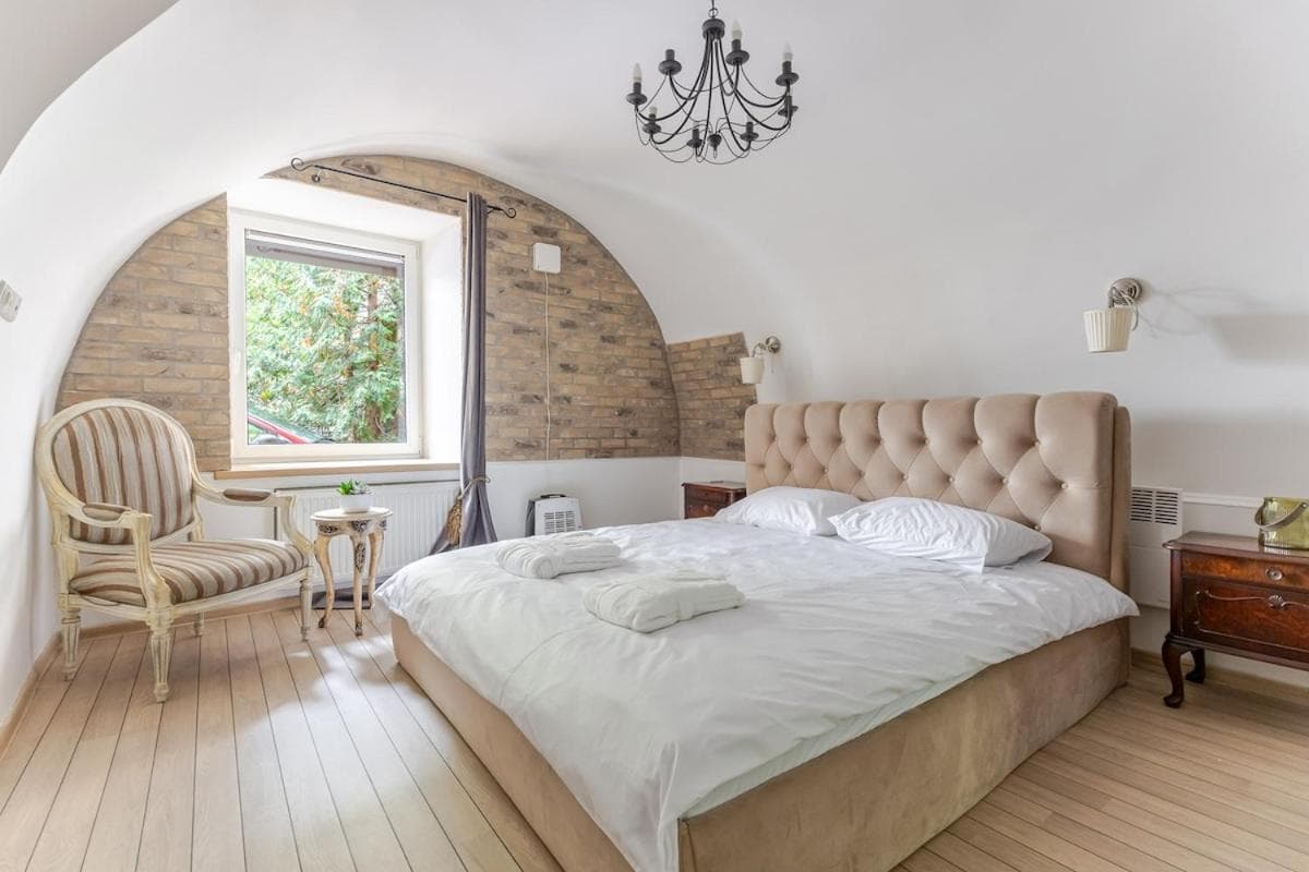 The Old Town Rhapsody by Monto (Adults Only)