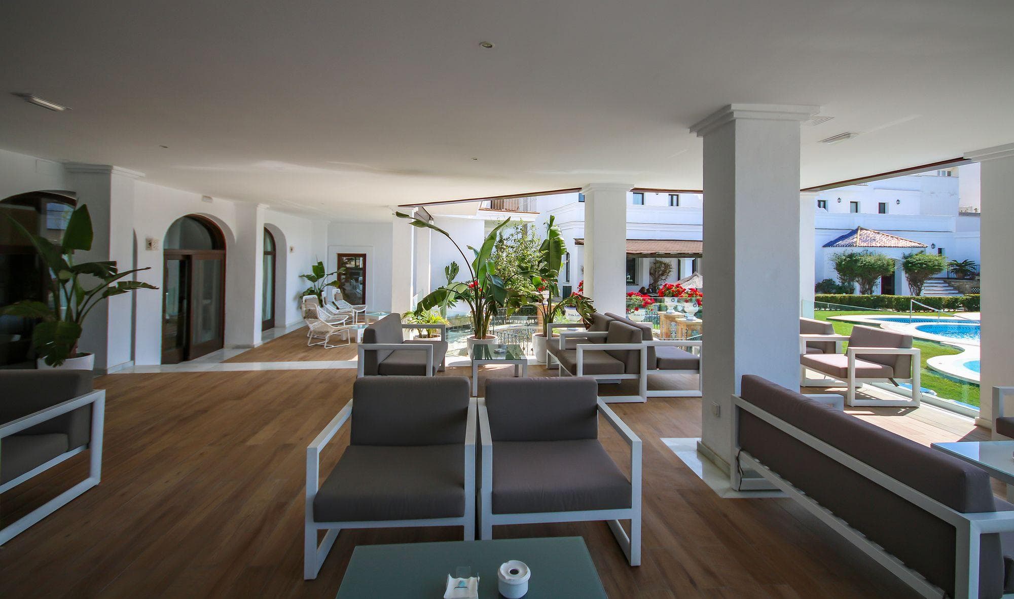 Hotel Dona Lola Zahara