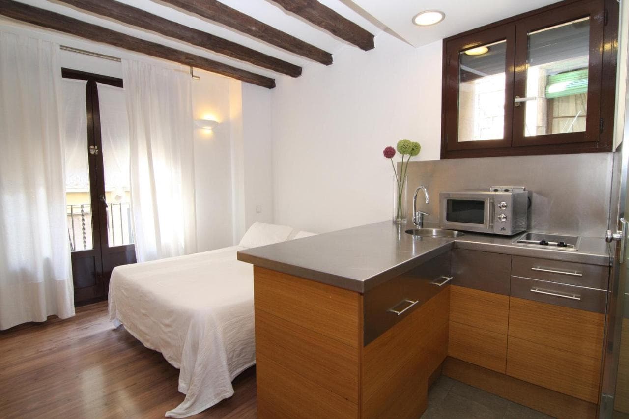 Bcn2stay Apartments