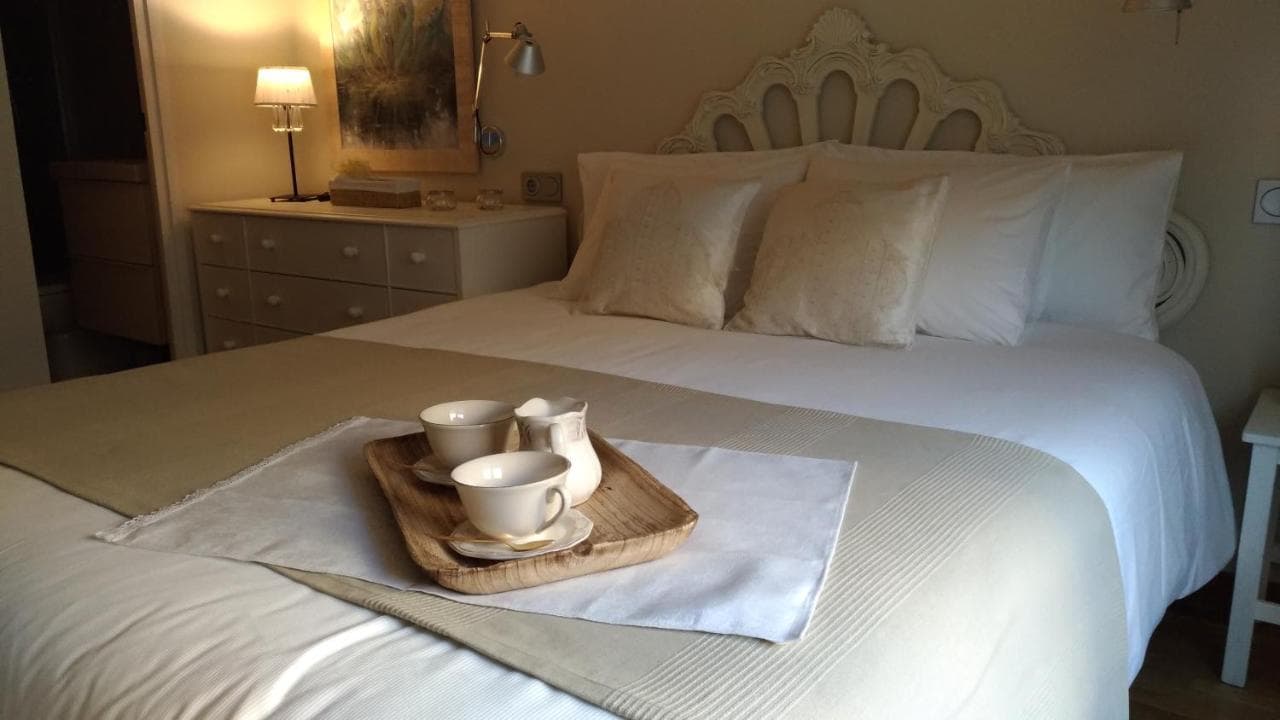 Petit Rossello (Adults Only)