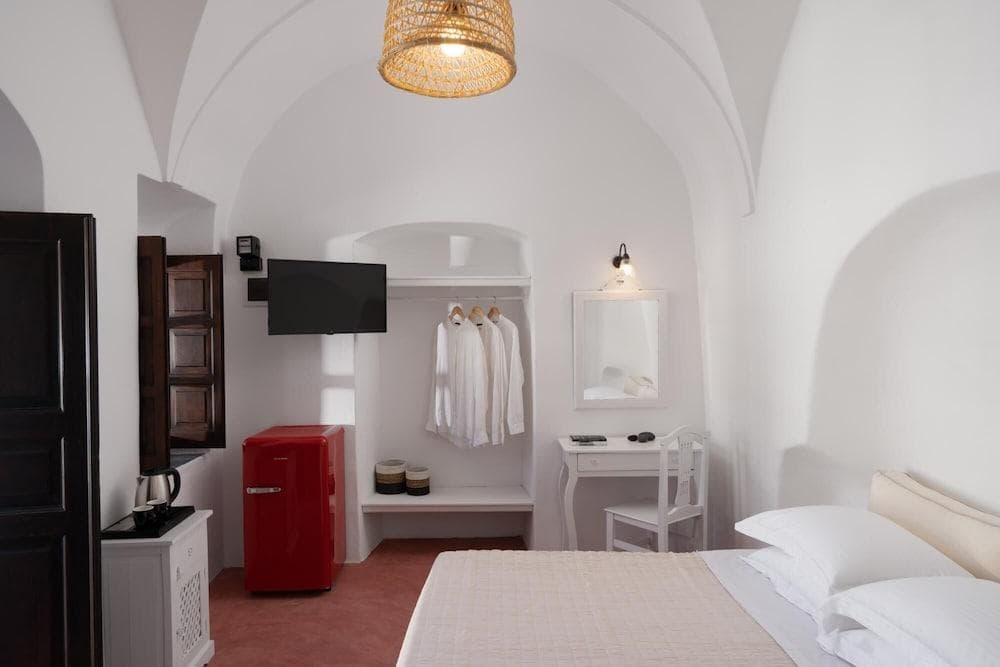 Madame Kalitsi-Ioli Standard Room