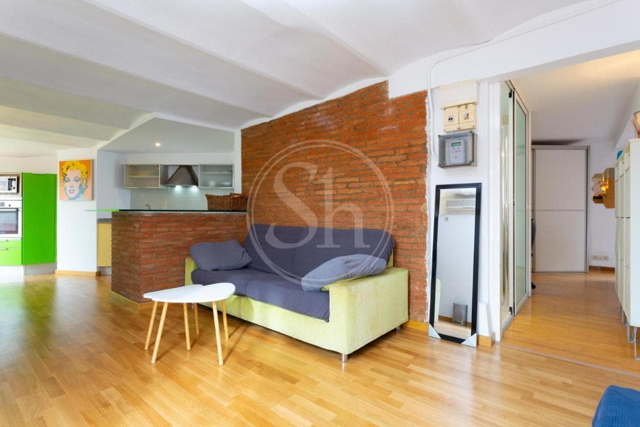 Apartamento Con Terraza En Eixample