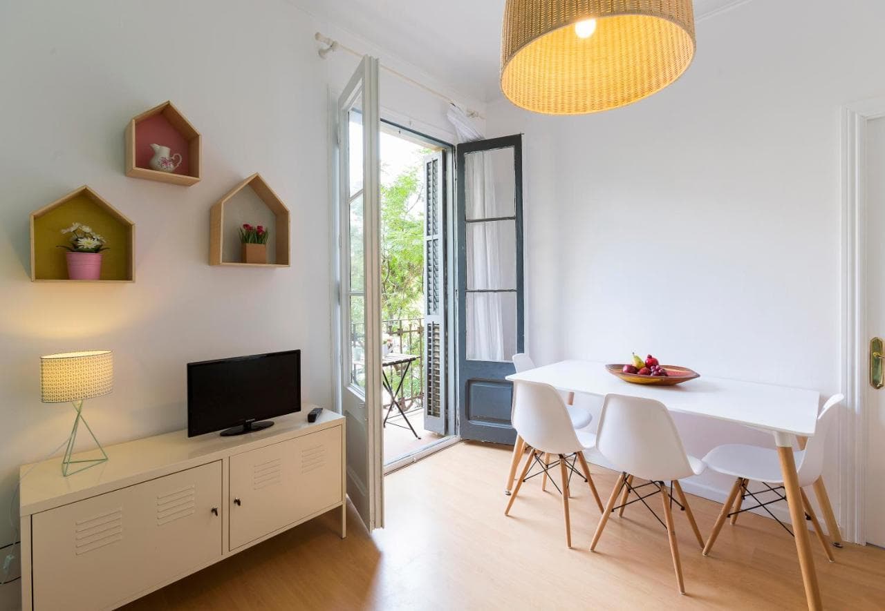 Cozy Flat with Unbeatable Views To Sagrada Familia