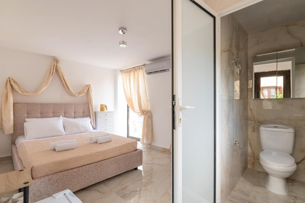 Majestic Marble Retreat (Adults Only)