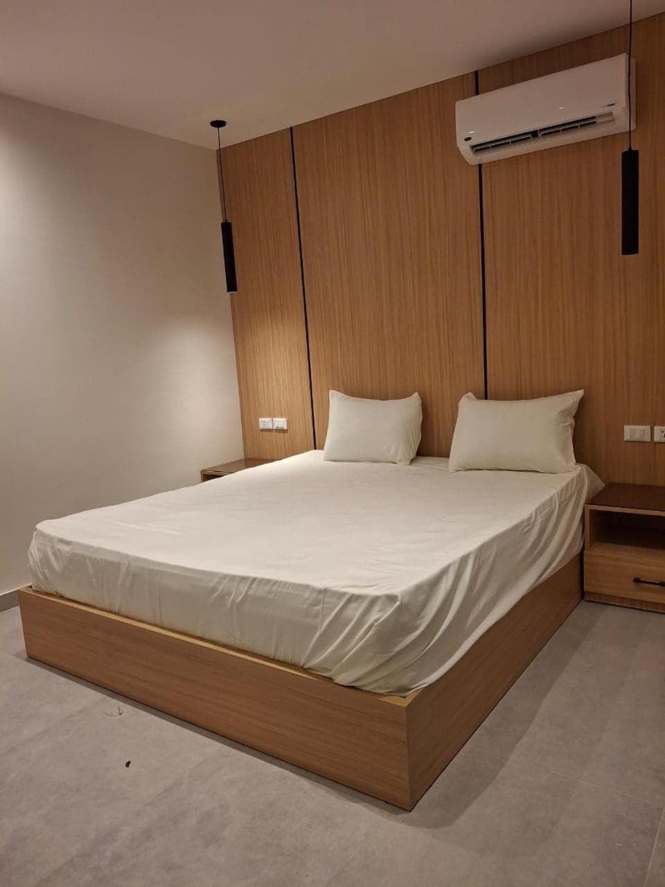 Egms-Cn-3 Luxury Studio