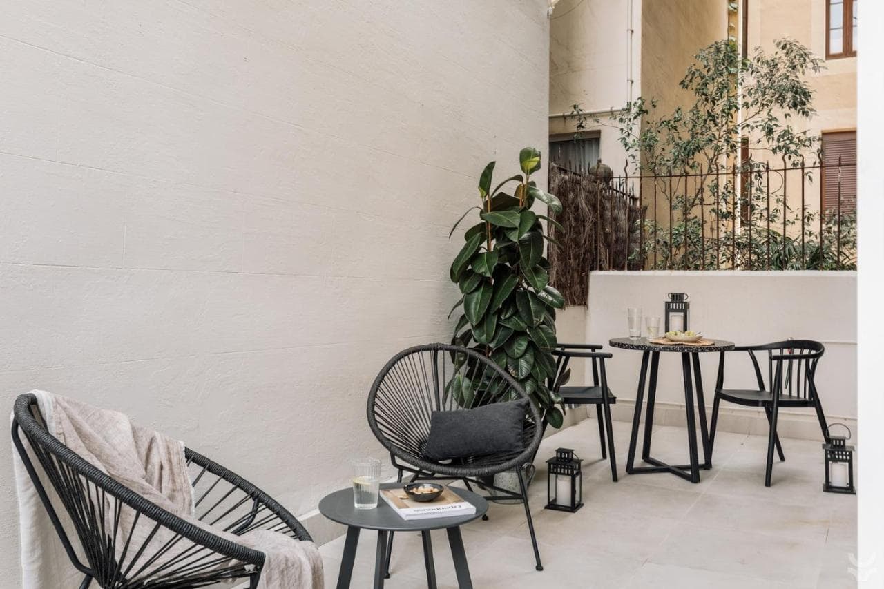 Halite - 2 Bedrooms, Terrace, And Balcony in Gracia