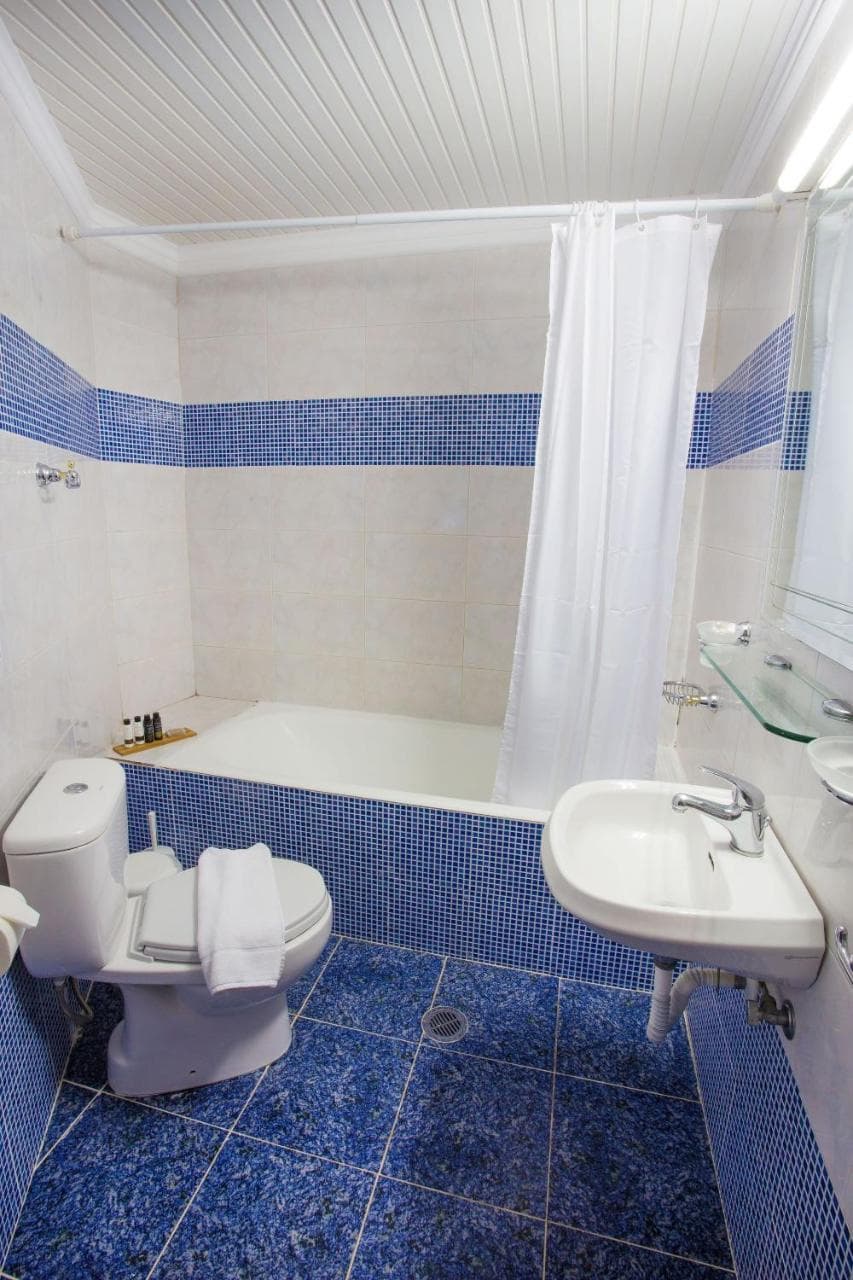 Villa Thalassa Suites 3 Modern Comfort Traditional Greek Charm Private Courtyards Steps From Lindos Square & Beach