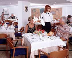 Izaka Apartments D377