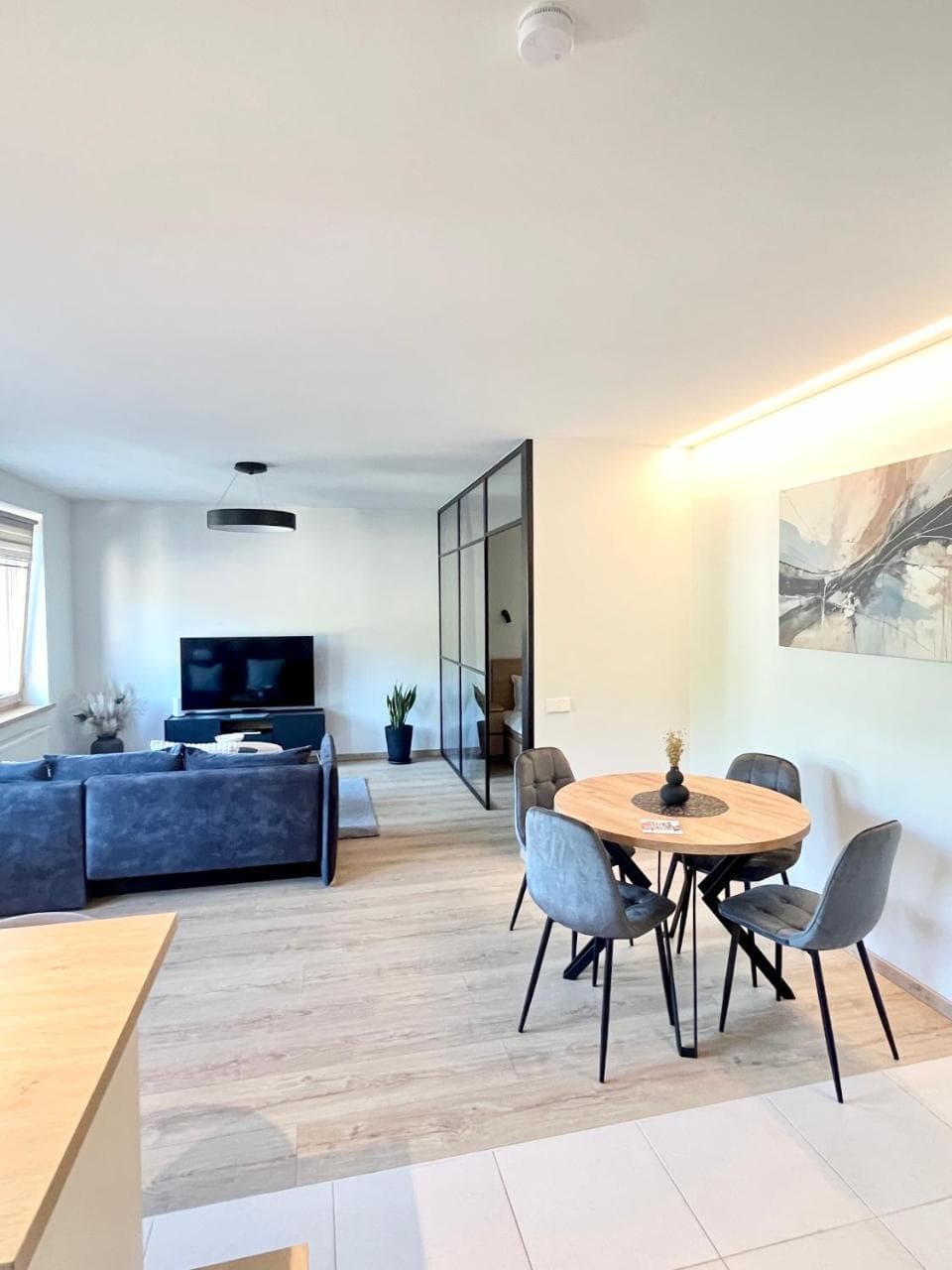 Central Location I Private Garage Parking & Easy Checkin I Cᴏʜᴏsᴛ