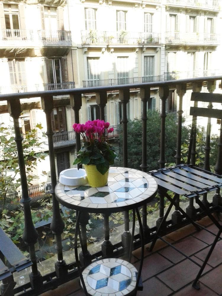 New Flat in the Center-Eixample Passeig de Gracia